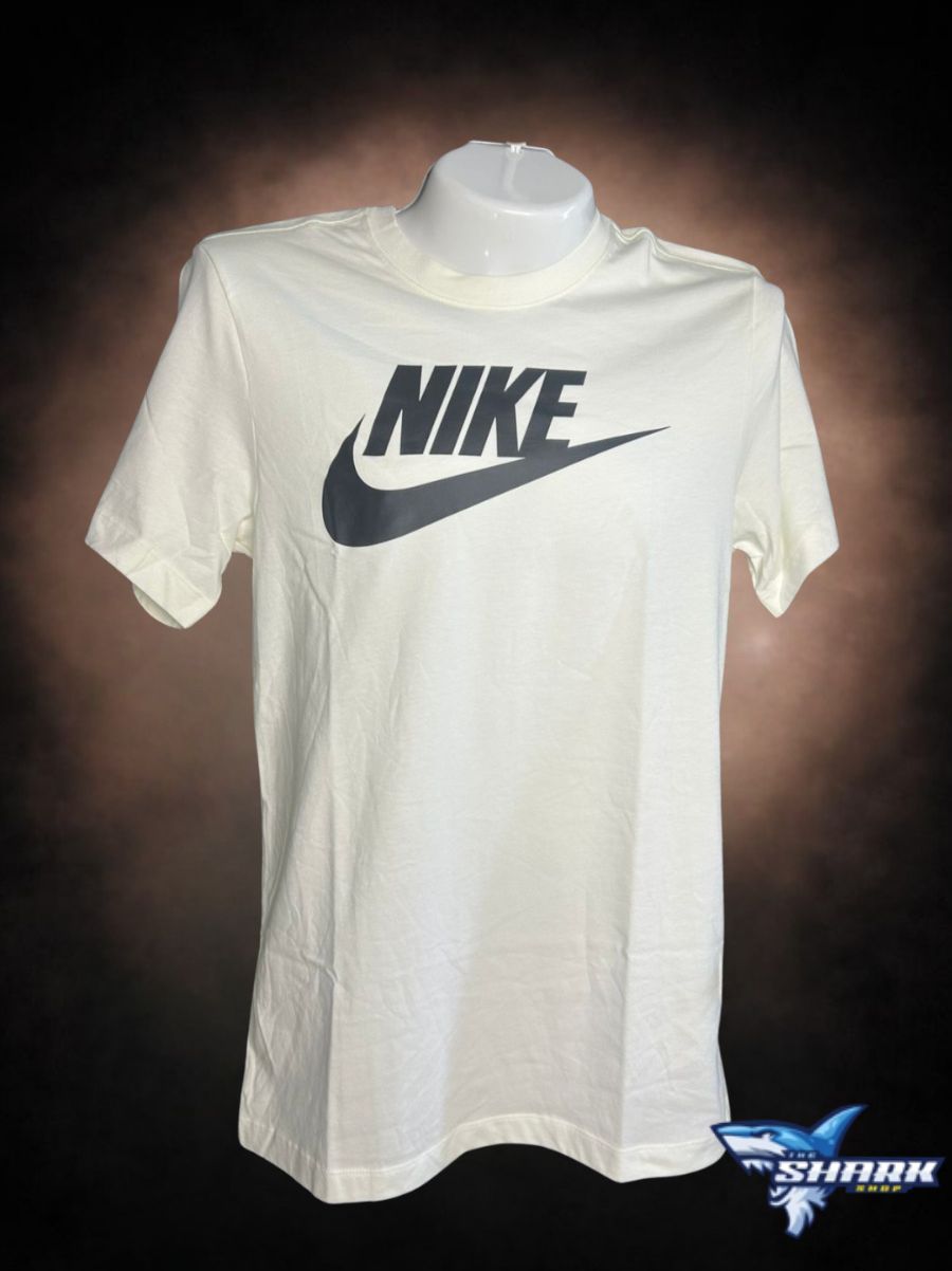 Camiseta Nike Blanca – Logo Swoosh Clásico