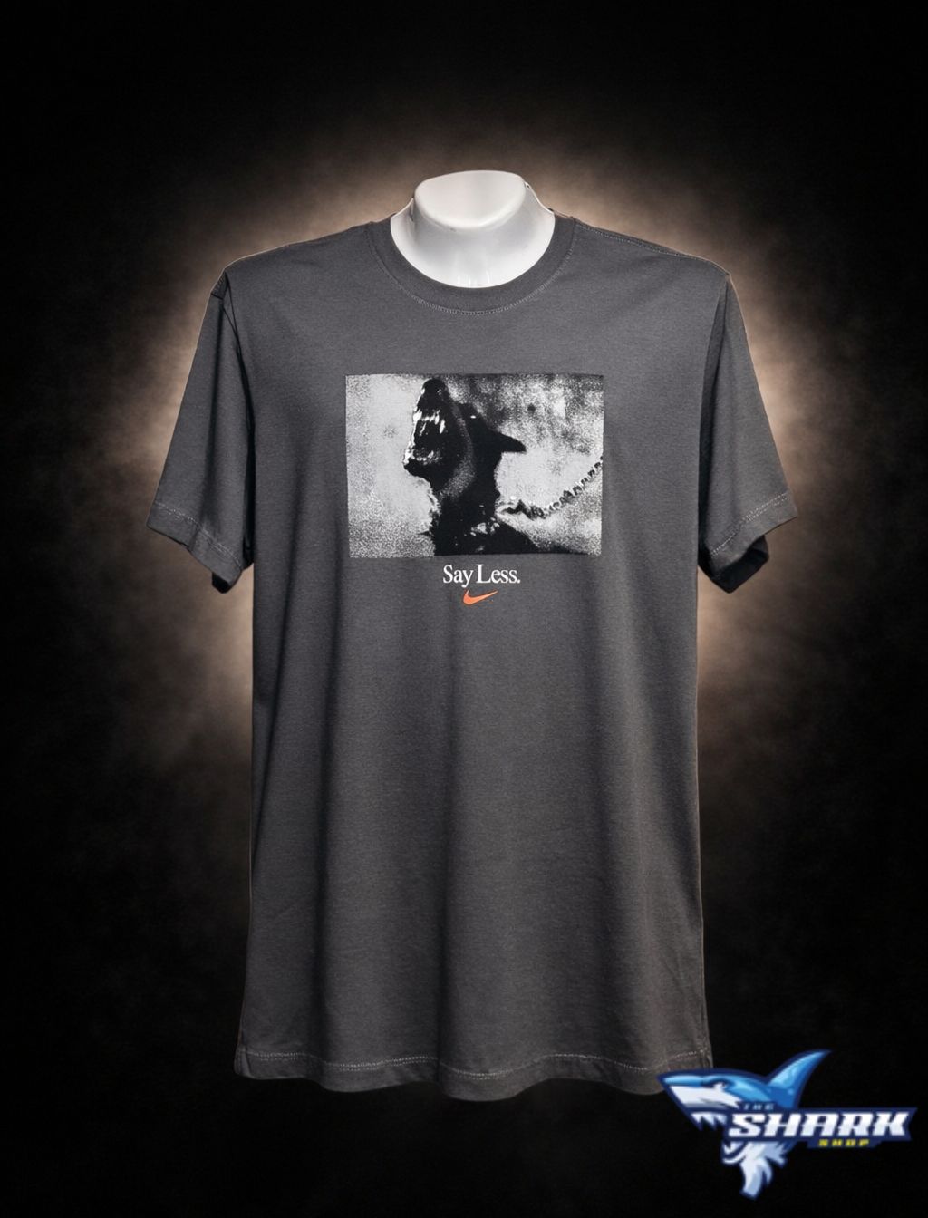 Camiseta Nike Say Less – Edición Gráfica
