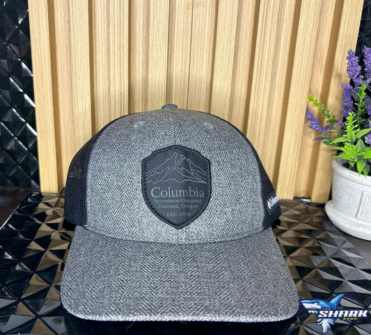 Gorra Columbia Trucker Gris – Logo Montaña